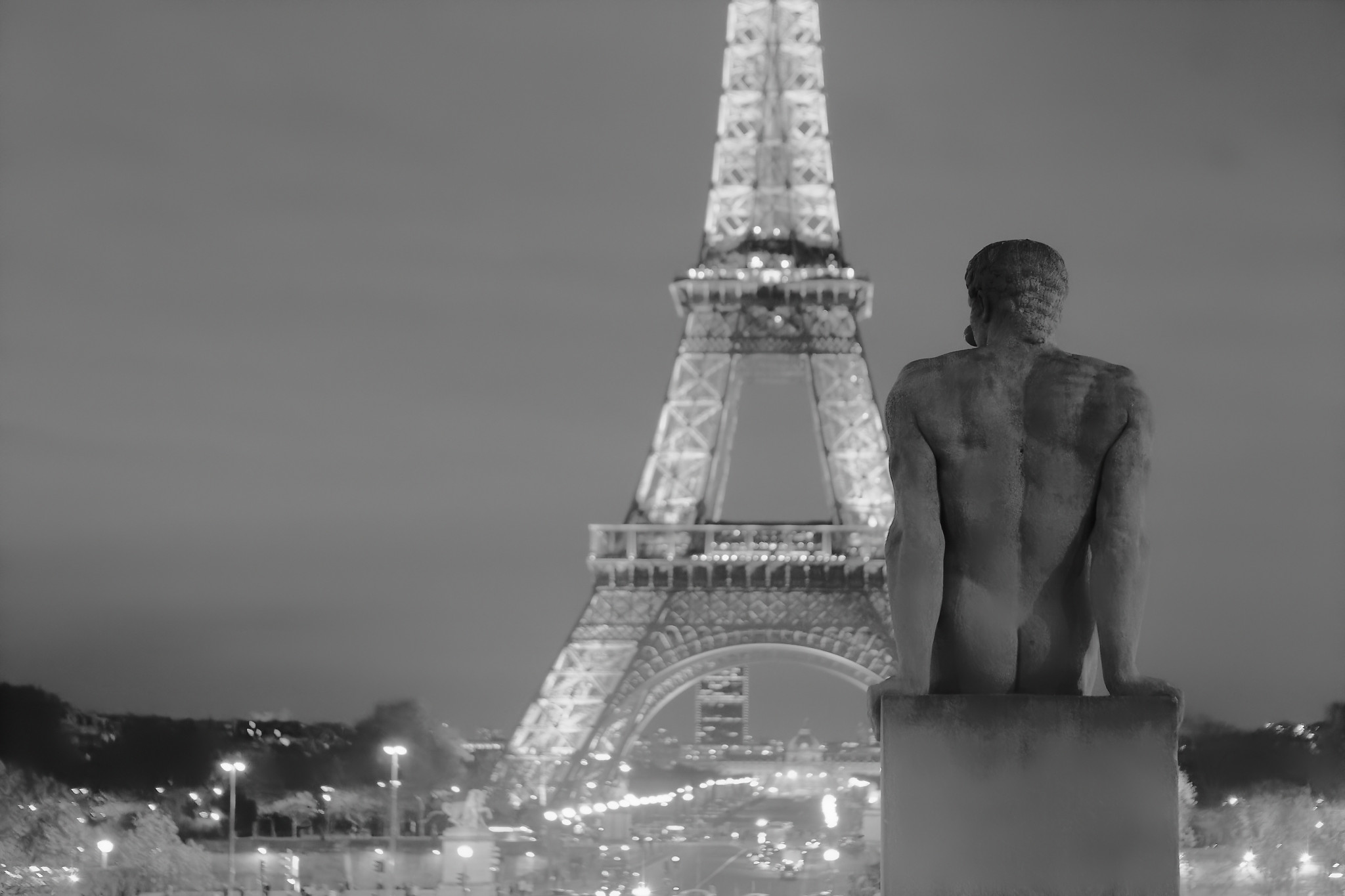 Trocadero by night